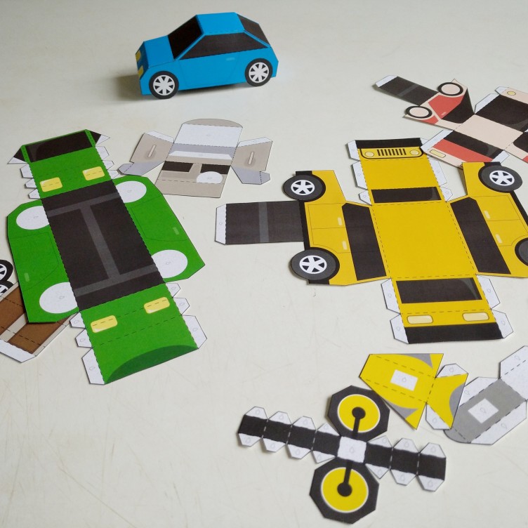 CARS AND MOTORBIKES. 5 Paper toys