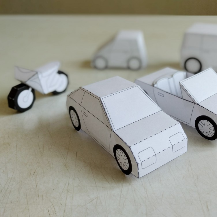 CARS AND MOTORBIKES. 5 Paper toys