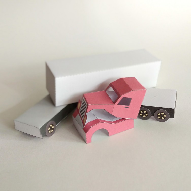 SEMI-TRAILER TRUCK Paper Toy. SVG