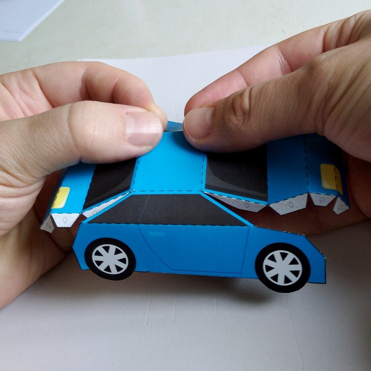 CAR Paper Toy